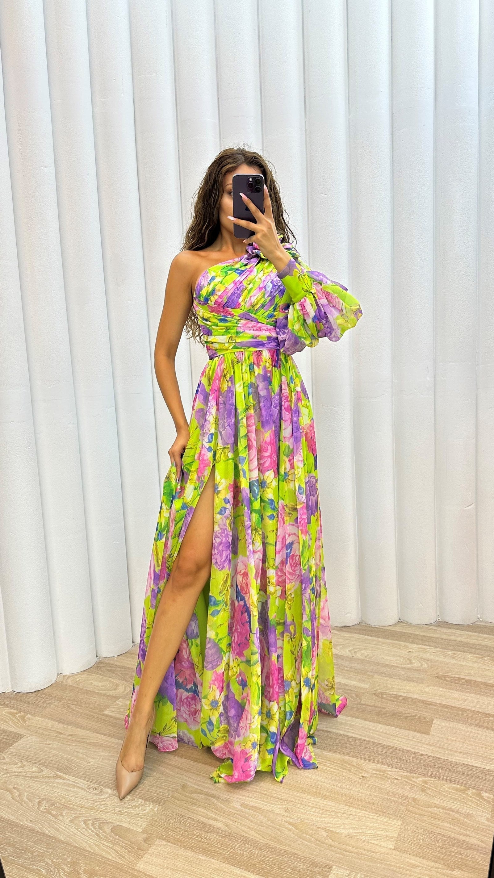 Elanisse | Vestido Largo Floral con Hombro Descubierto y Corte Elegante | Ideal para Bodas y Celebraciones 4