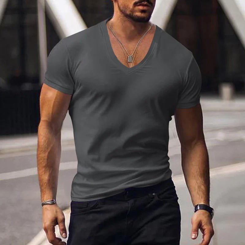 Ethan | Moderno Slim Fit Camiseta Hombre con Escote en V - Noa Lagos